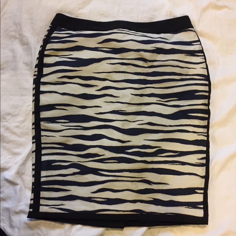 Ann Taylor zebra skirt size 6